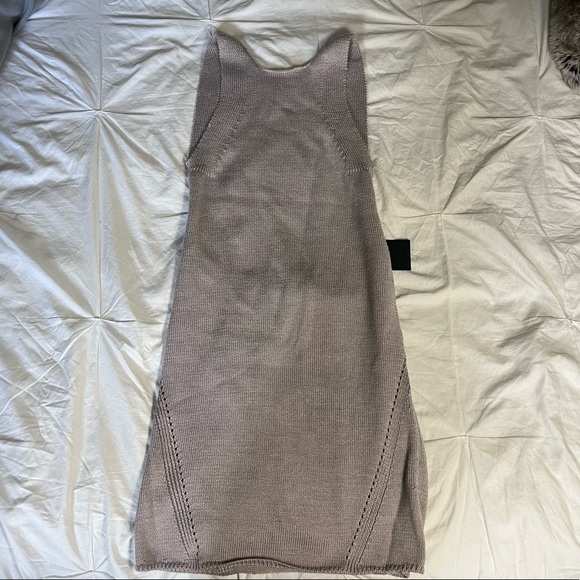 Revolve open back dress - Picture 4 of 6